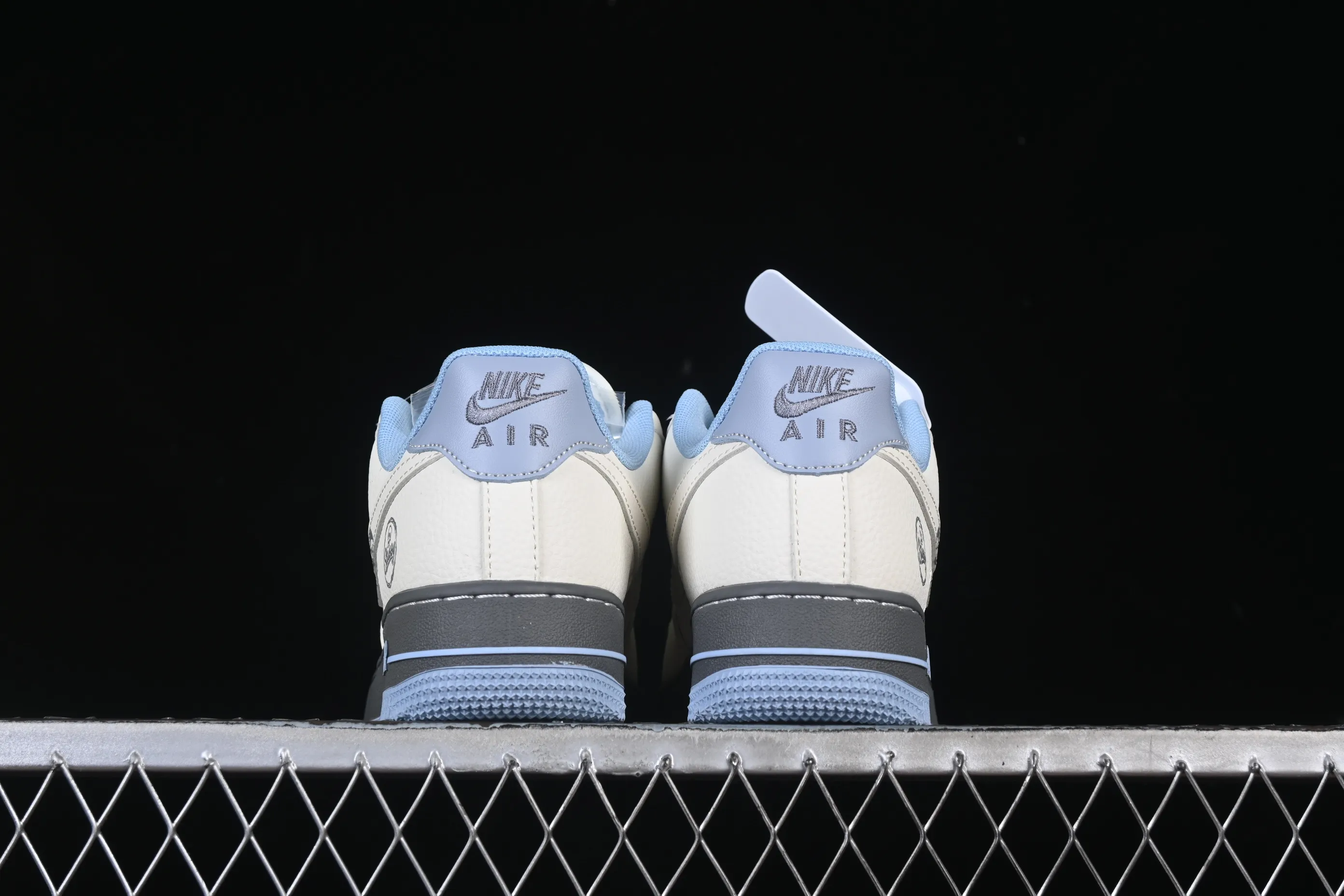All categories Nk Air Force 1 Air Force series Nk Air Force 1 Low Air Force low-top Nike Air Force 1'07 Low Stusi co-branded skull beige gray blue Air Force 1 low-top casual sneakers QW5606-267